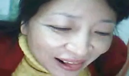 Brunette mengambil dua ayam di bokep asian sex vagina