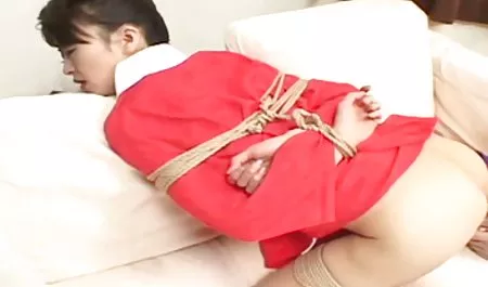 Studio anal untuk pelacur muda video ngentok dan bejat