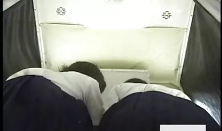 Nigig dewasa membanjiri wajahnya dengan bokep tetek besar pusaran