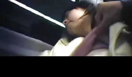 Gadis India muda mengisap bokep bahenol ayam elastis