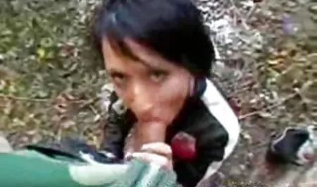 Pemandu bokep hp sorak bergairah dengan pelatih