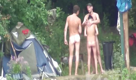 Busty perempuan Tasha Rain mendapat fucked film semi bokep oleh pria dan menyebalkan kontol