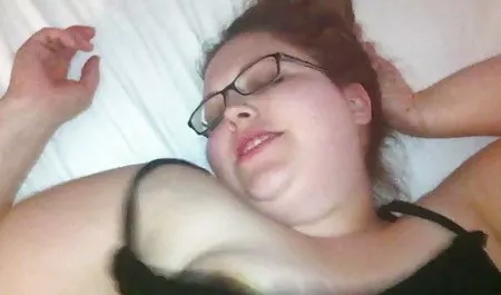 Pria bokep salam pramuka ini akan menghabiskan malam ini di perusahaan dua pelacur dengan siapa dia akan berhubungan seks di semacam klub malam, gadis-gadis memiliki payudara yang sangat baik, dia mendapatkannya dan akan memiliki