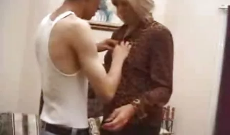 Aubrey Fucks Dengan A Bald bokep mature Player