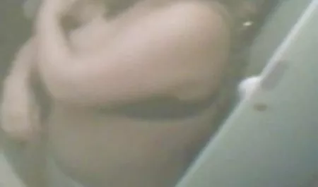 Pirang muda dengan payudara besar terampil bokep suster mengisap kontol