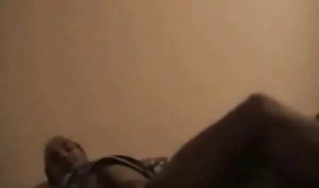 Pelacur meniduri kumpulan video bokep dirinya sendiri dan menjadi gugup di depan kamera