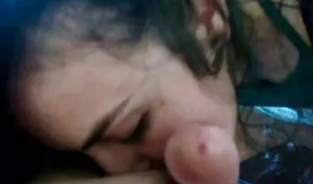 Sayang imut bokep artis membelai ayam tuannya