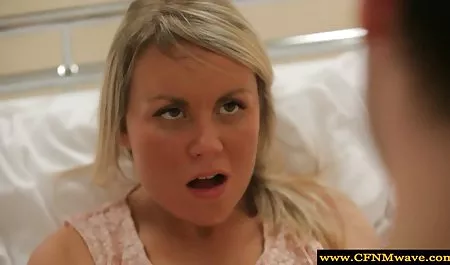 Seksi bokep barat xxx Francesca DiCaprio bersemangat meniduri seorang laki-laki di anal