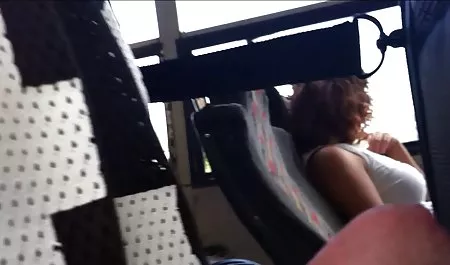 Pelacur menyerahkan dirinya ke keparat di pantat dan vagina bokep ratuku basah