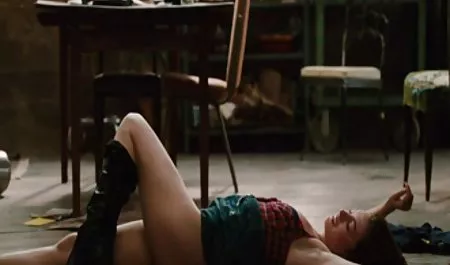 Pasangan yang longgar video bokep jav ada di kamar guru. Pria dengan gadis itu menginginkan yang ekstrim dan mulai bercinta tepat di meja kepala sekolah, dan tentu saja dia menemukan mereka dalam kegiatan ini dan membuatnya puas