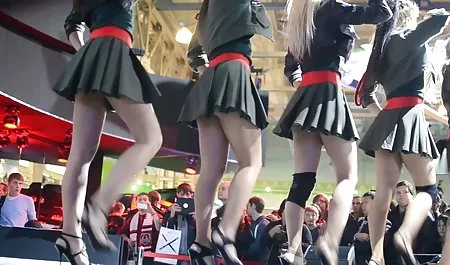 Betina dominan bokep janda cantik mempermalukan budaknya