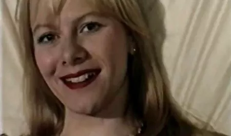 Lesbian bernafsu dan muda bercinta bokep 2018 di gym