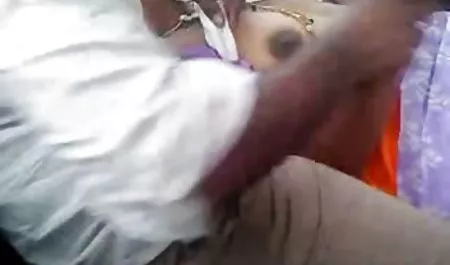 Ibu seksi di stoking bokep dia begitu cantik mengisap ayam dan menelan cum