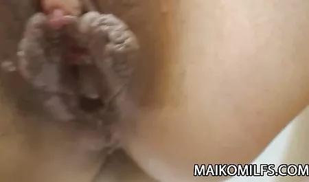 Tiny ingin mencoba video sex pemerkosaan bagaimana alat yang keras memalu lubang di belakang adalah awal yang bagus untuk pecinta, menjanjikan banyak kesenangan