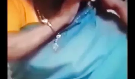 Tanya memalu dirinya sendiri bokep manis dengan pisang besar