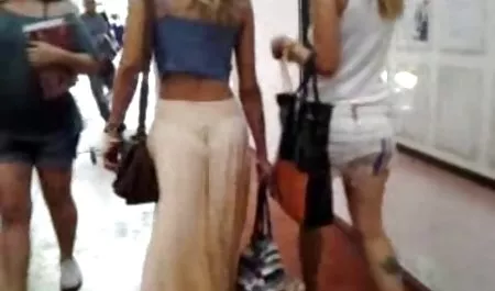 Sayang berdada cantik di belasan bokef selingkuh lateks anal dengan laki-laki panas