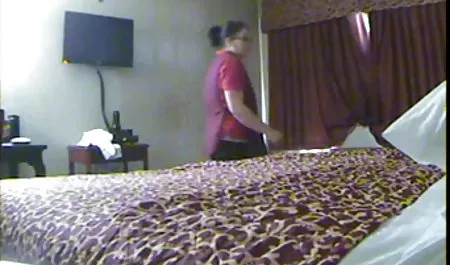 Bung memeriksa mulut pacar dan bokep agent memasukkan penisnya ke dalamnya