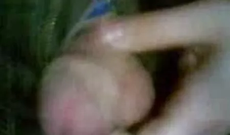 Gadis hitam ramping membelai dengan video bokep pns kontol putih