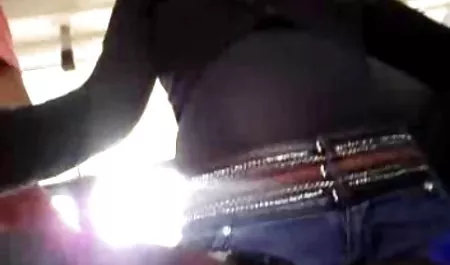 Secara alami, bercinta dengan seorang pirang tidak hanya bergairah, bokep mom selingkuh tetapi juga sensual, gadis itu akan masturbasi klitoris, dan setelah itu dia akan membiarkan anggota pria muda yang baru saja mengunjungi mulutnya ke dalam vaginanya.