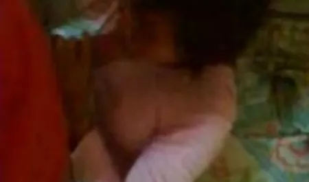 Brunette bokep nakal cantik muda yang cantik, Karly Baker, bercinta dengan anal ketat