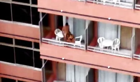 Dua pria gay latin menonton film porno dan membelai lubang anal mereka dengan bokep sister lidah mereka