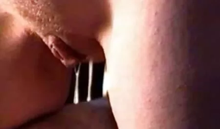 Ibu Rumah Tangga Jenna membuka klub seks bokep lesbian dengan nigga